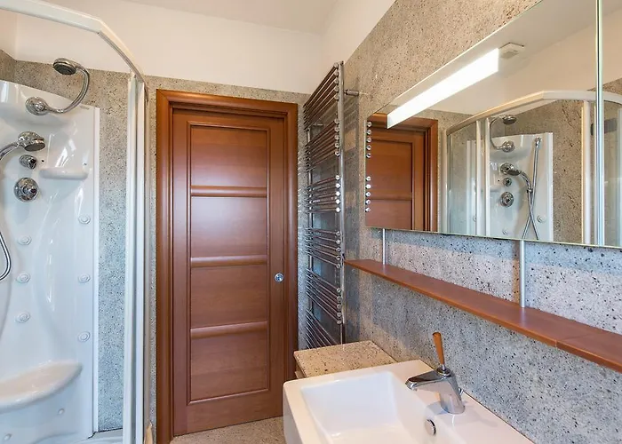 Caterina By Impero House